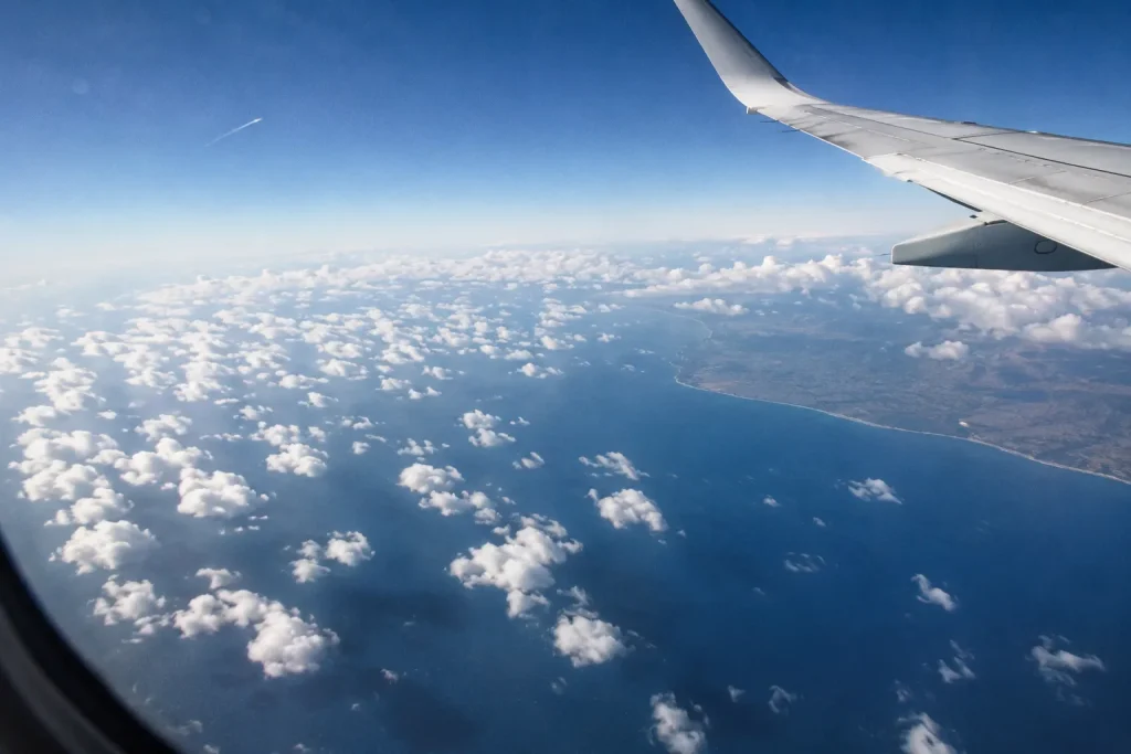 Southbound flight path over the Arabian Sea from Karachi to Colombo, clear of Gulf airspace. Sri Lanka Nomad Visa for Pakistanis