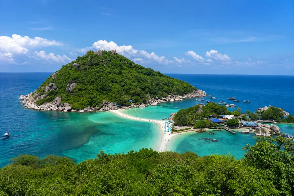 Turquoise sandbar near Koh Tao, part of Thailand's dry Gulf coast for a halal family holiday